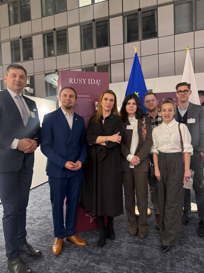 Uczestnicy wystawy w Parlamencie Europejskim